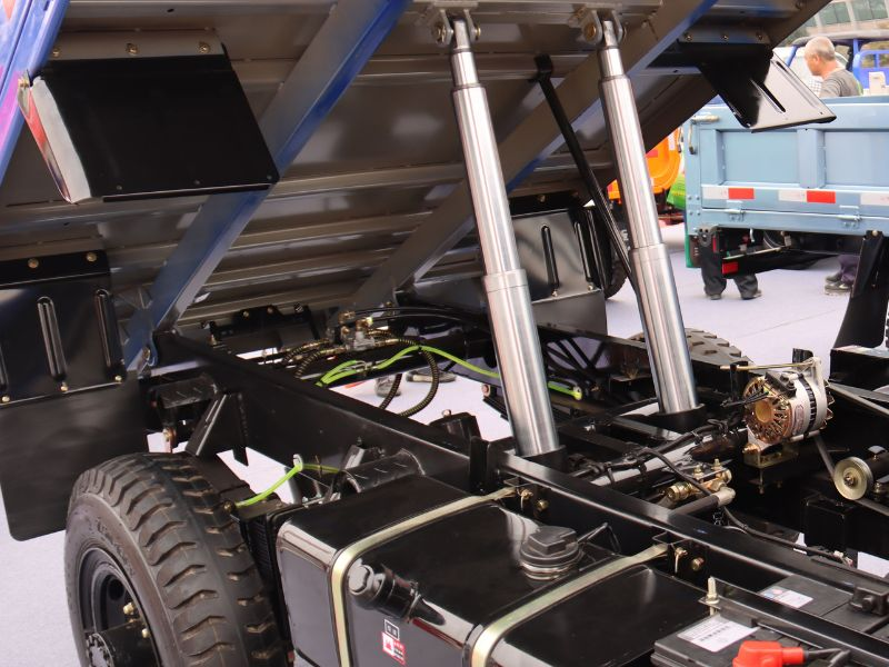 5 znaków potrzebujesz teleskopowego cylindra hydraulicznego