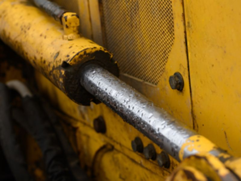 8 Problemy z cylindrem hydraulicznym nigdy nie należy ignorować!